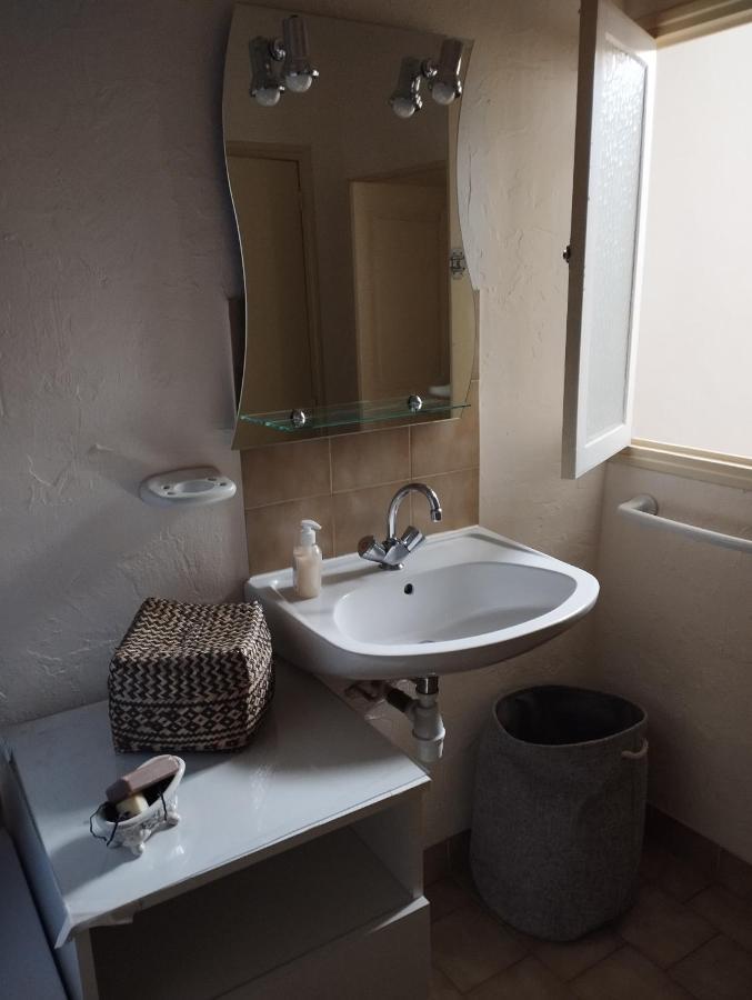 Appartement Petit Nid Cosy Typiquement Provencal à Villecroze Extérieur photo